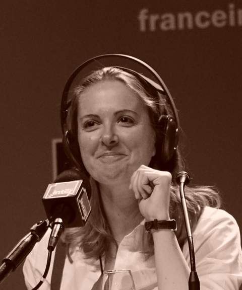Charline Vanhoenacker, Belgische journaliste en radiopresentatrice