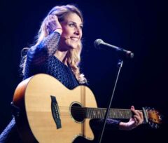 Laura Laune, Belgische komiek en muzikant