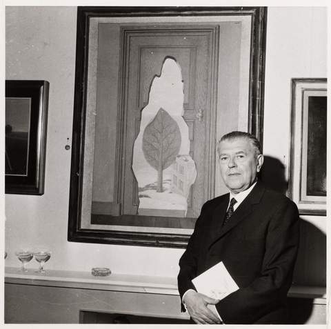 Portret van René Magritte, Belgische schilder