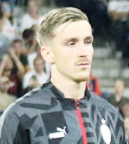 Alexis Saelemaekers speelt voor AC Milan in 2022