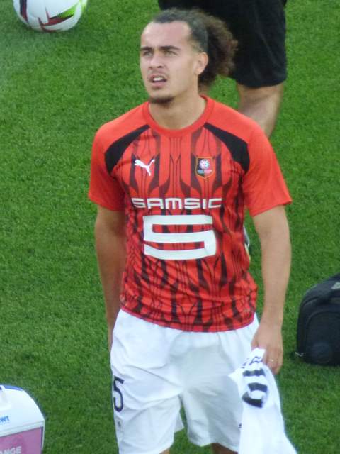 Arthur Theate speelt voor Stade Rennais in 2023