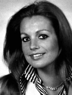 Catherine Spaak poseert voor Radiocorriere in 1975