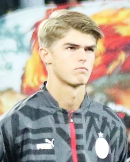 Charles De Ketelaere speelt voor AC Milan in 2022