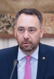Maxime Prévot als minister van Buitenlandse Zaken in 2025