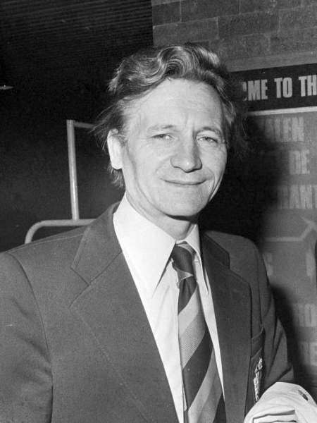 Portret van Raymond Goethals als voetbalcoach in 1977