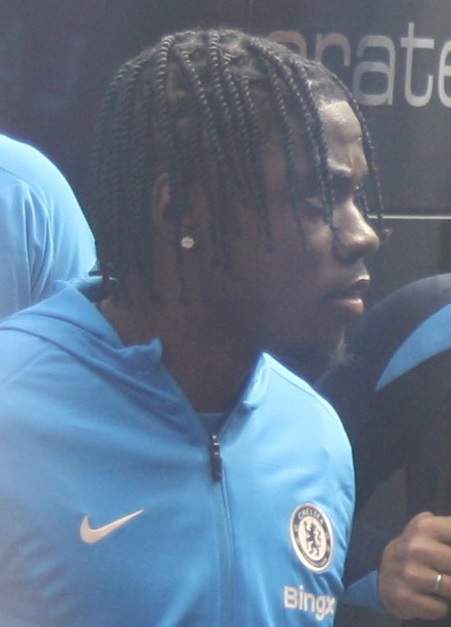 Roméo Lavia speelt voor Chelsea in 2025