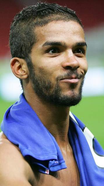 Mehdi Carcela speelt voor Anzhi in 2012