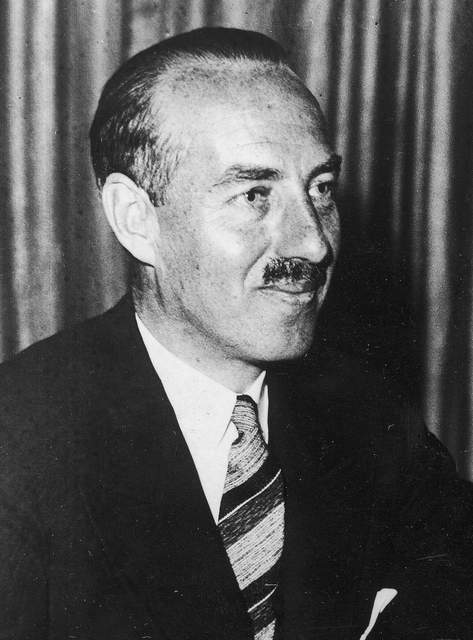Portret van Paul van Zeeland in 1937