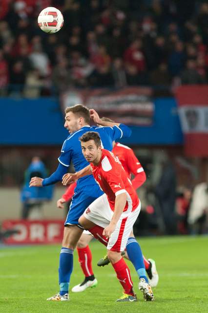 Sušić speelt voor Bosnië en Herzegovina in 2015