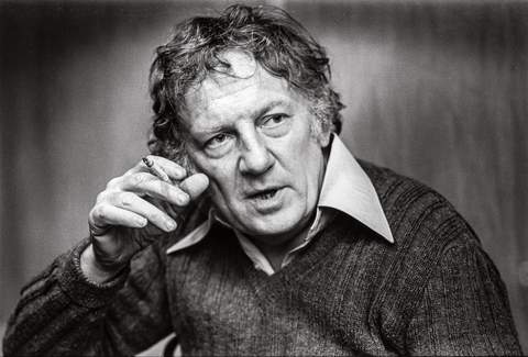 Portret van Hugo Claus in Gent, 1984