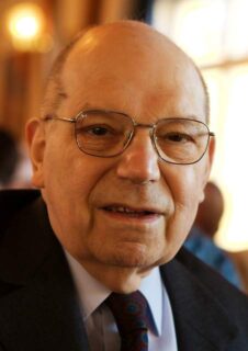 Portret van Jacques Tits als professor in 2008