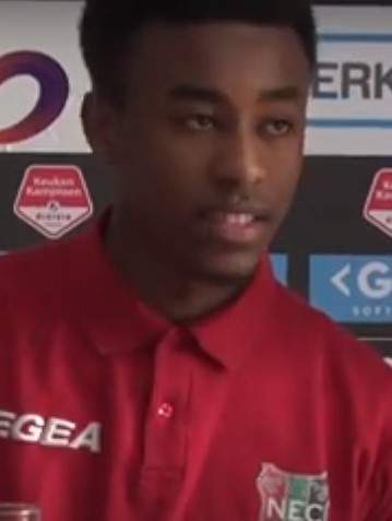 Mike Trésor tijdens een wedstrijd voor NEC in 2018