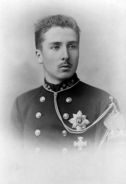 Prins Baudouin in het uniform van het Carabiniersregiment, 1889