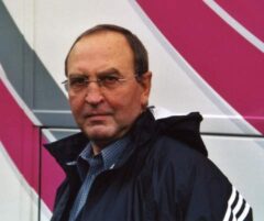 Walter Godefroot als sportdirecteur tijdens Paris-Nice 1997