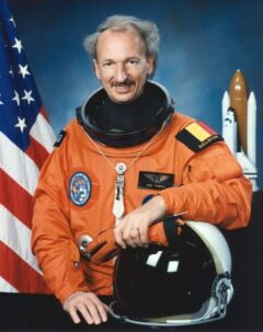 Portret van Dirk Frimout, Belgische astronaut