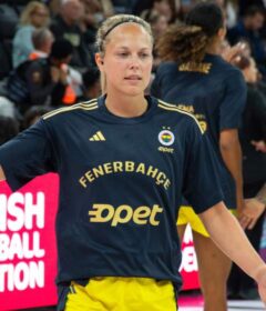 Julie Allemand speelt voor Fenerbahçe in 2024