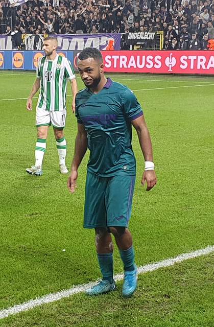 Killian Sardella in actie tijdens Anderlecht-wedstrijd 2024