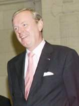 Portret van Armand De Decker in 2001