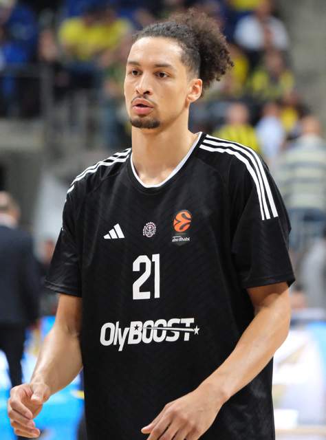 Ismaël Bako speelt voor Paris Basketball in 2025
