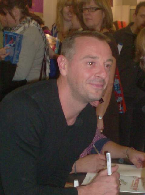 Tom Waes op de Antwerpse boekenbeurs in 2010
